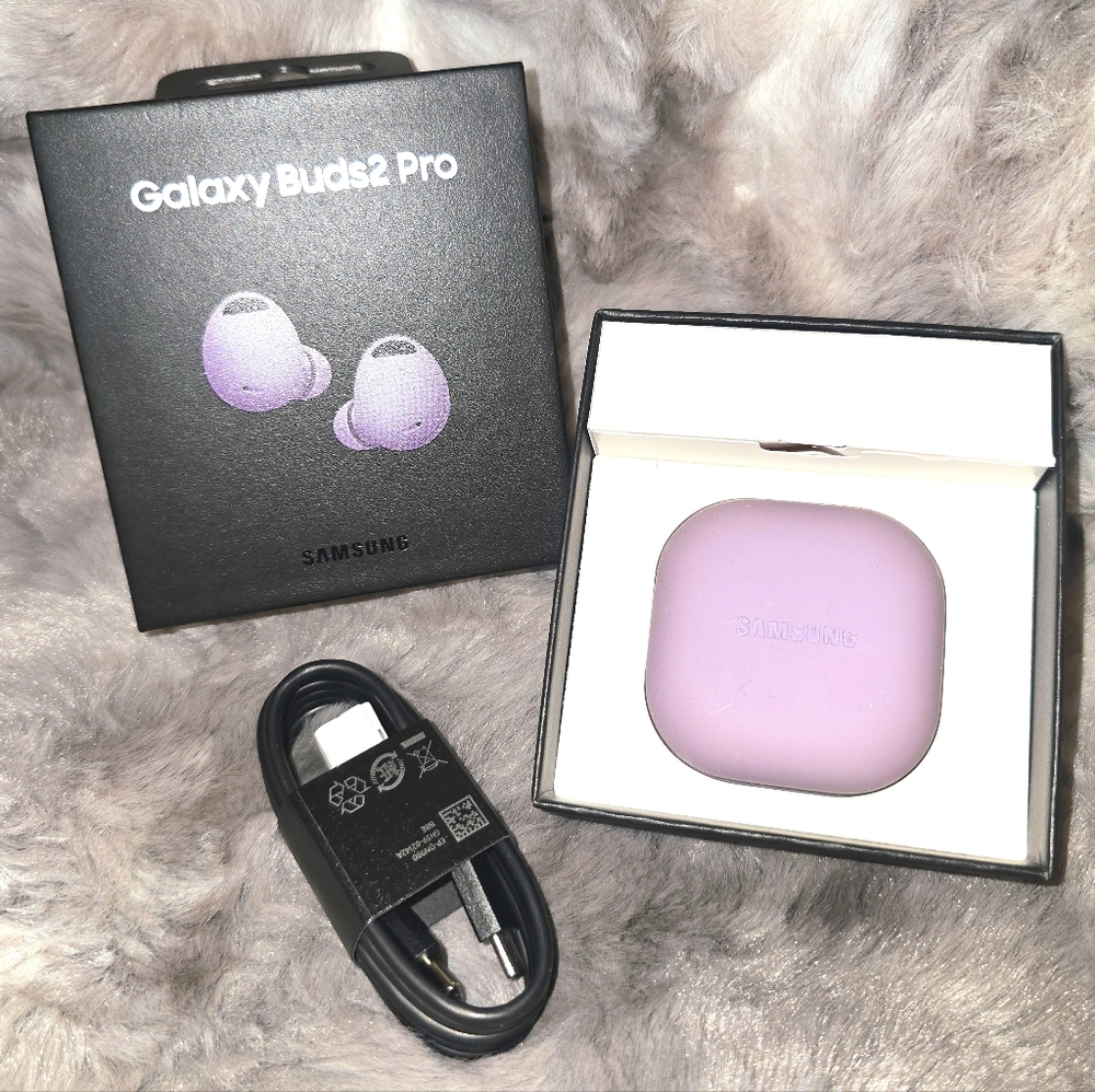 Samsung Galaxy Buds2 Pro in Bora Purple - Pre Owned